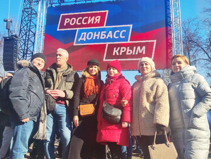 Концерт-митинг, посвященный воссоединению Крыма и Севастополя с Россией Концерт-митинг, посвященный воссоединению Крыма и Севастополя с Россией
